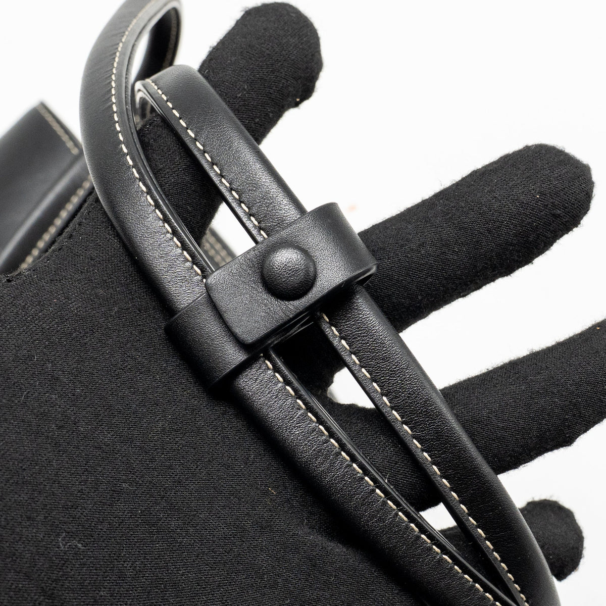 bottega-veneta-small-arco-bag-calfskin-black-shw