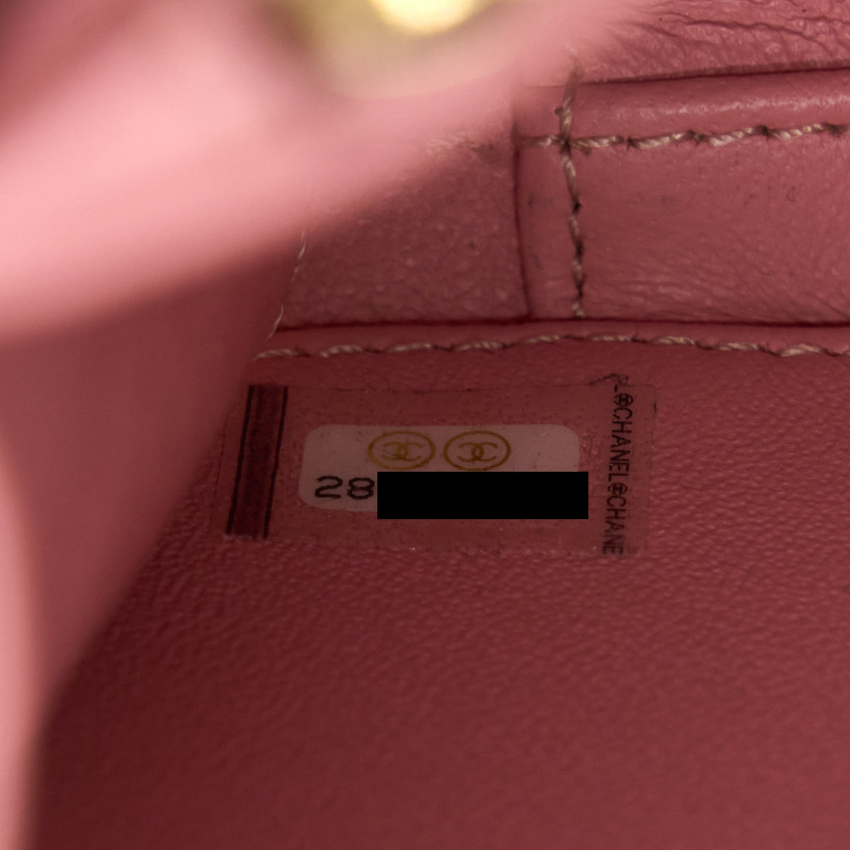 chanel-filigree-vanity-case-caviar-pink-ghw