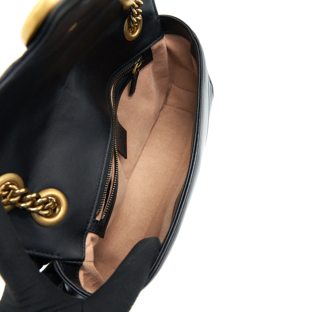 gucci-gg-marmont-small-shoulder-bag-black