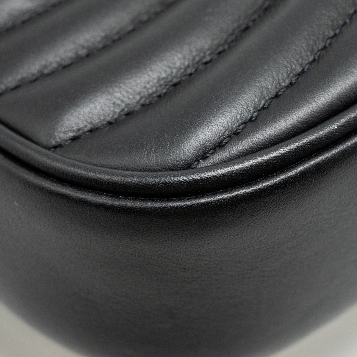 louis-vuitton-new-wave-multi-pochette-black-ghw