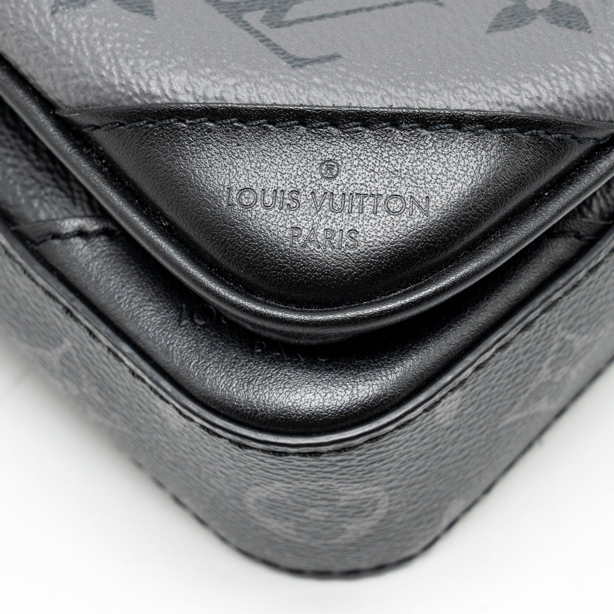 louis-vuitton-trio-messanger-monogram-eclipse-canvas-black-black-hardware