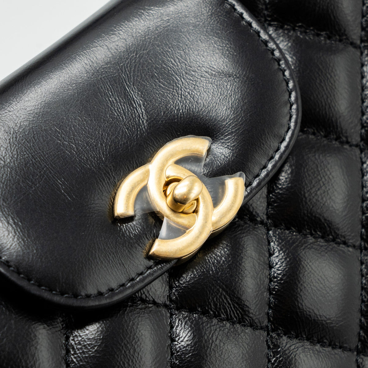 chanel-23k-mini-shopping-tote-calfskin-black-brushed-ghwmicrochip