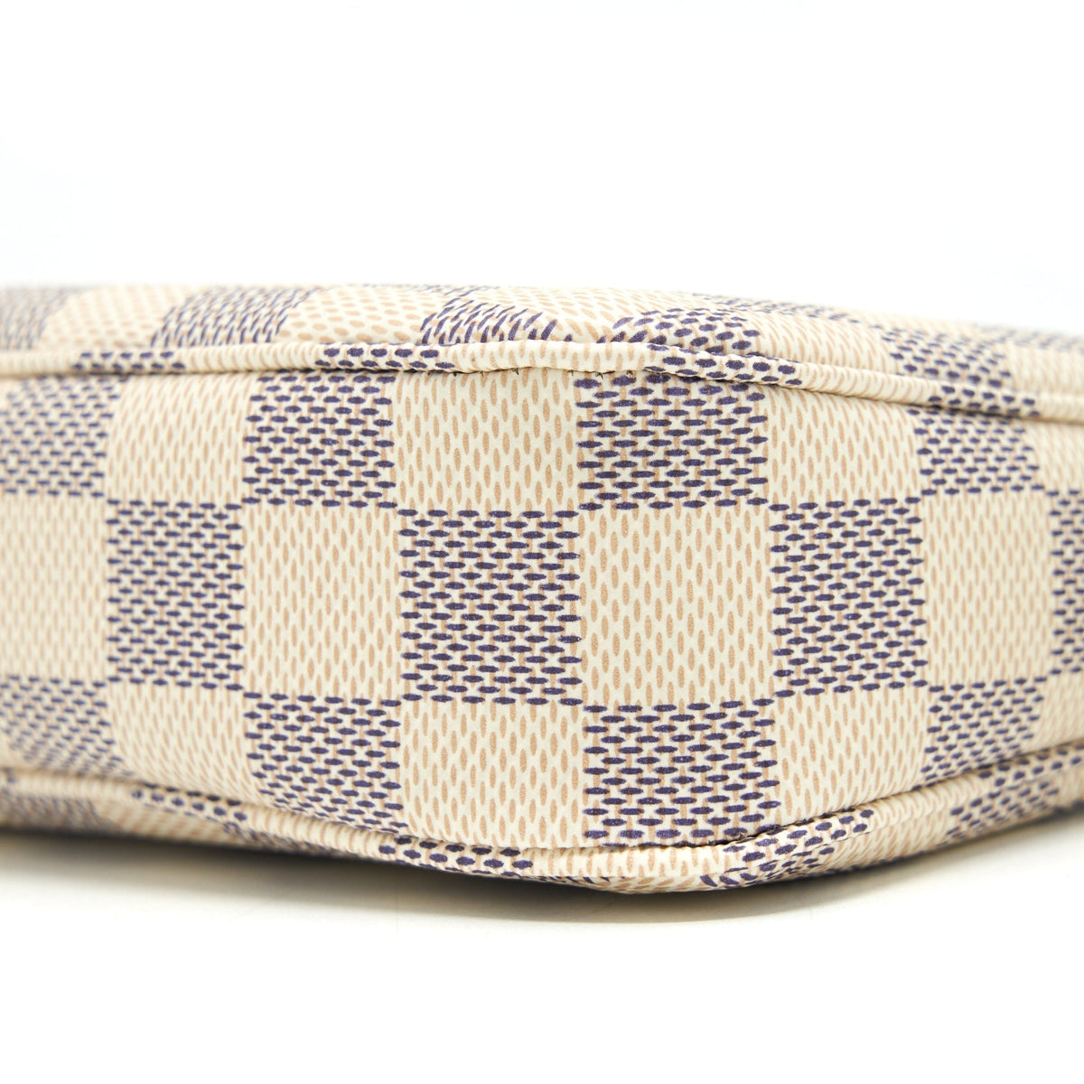 louis-vuitton-pochette-accessories-damier-azur-canvas-ghw-1