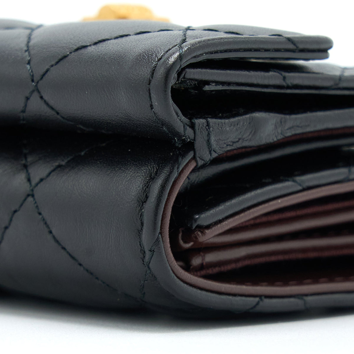 chanel-reissue-compact-wallet-calfskin-black-ghw