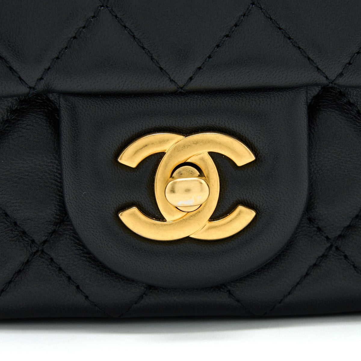 chanel-pearl-crush-mini-square-lambskin-black-brushed-ghw-microchip-1