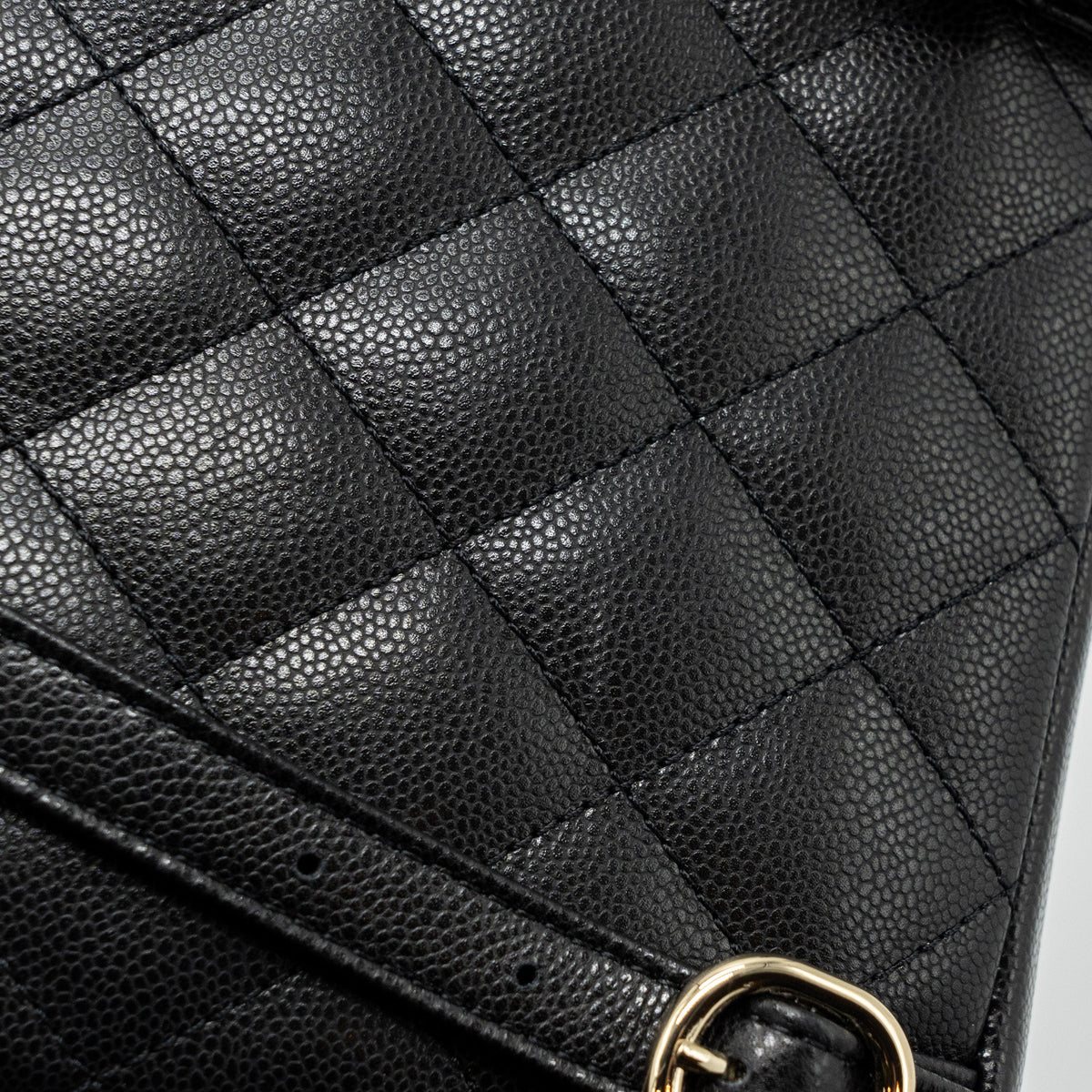 chanel-23k-triple-pocket-backpack-caviar-black-lghwmicrochip
