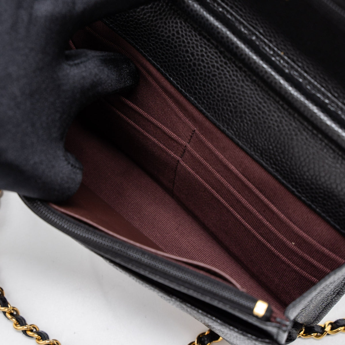 chanel-classic-wallet-on-chian-caviar-black-ghw-microchip