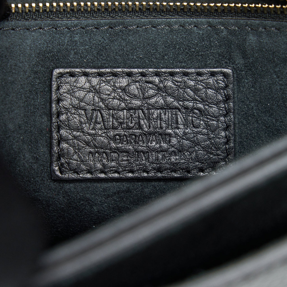 valentino-garavani-rockstud-leather-clutch-black
