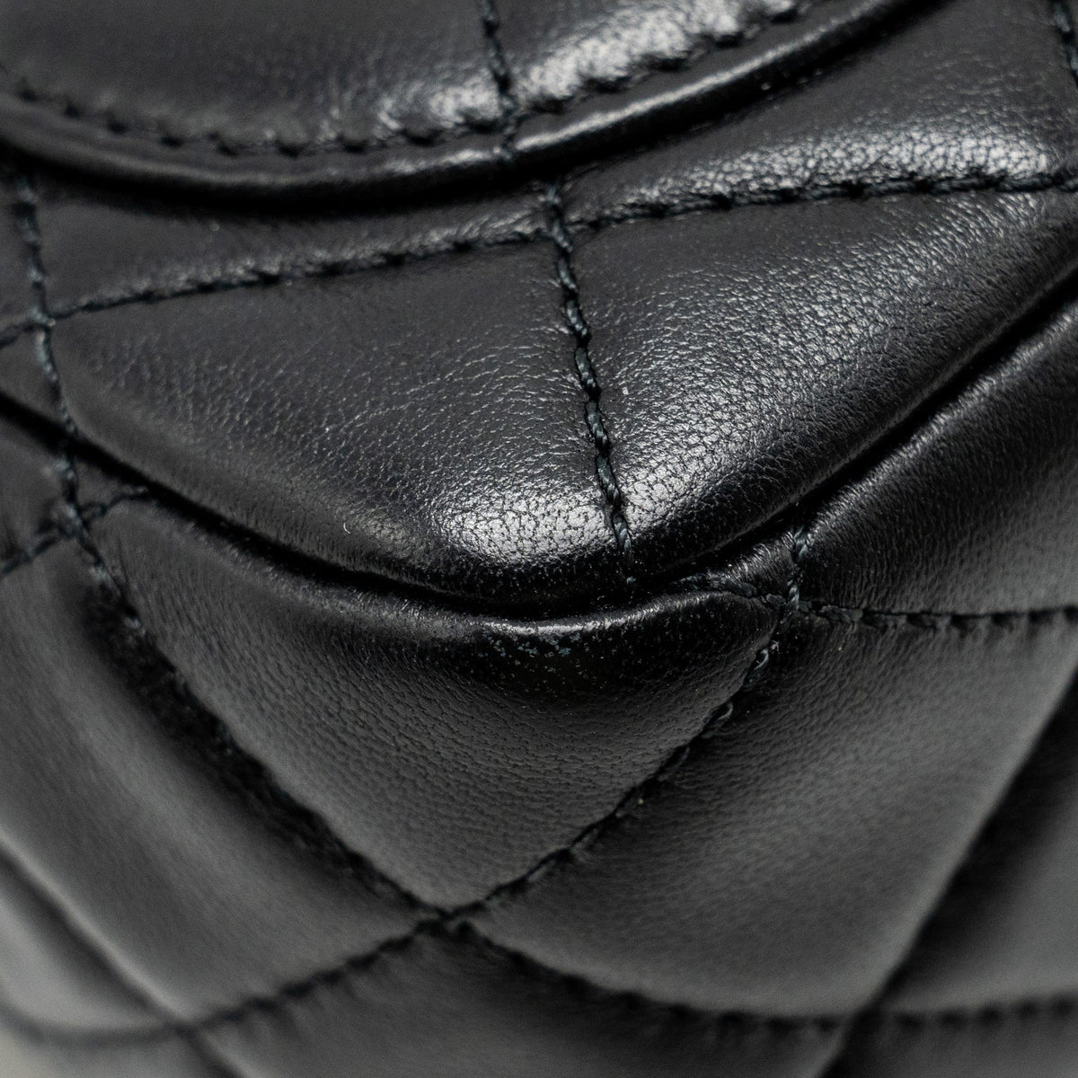 chanel-pearl-crush-mini-square-flap-bag-lambskin-black-ghw-1