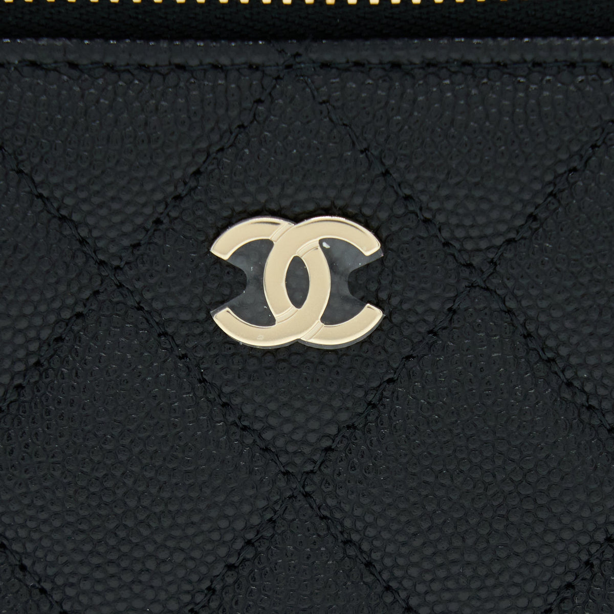 chanel-23c-long-vanity-with-chain-caviar-black-lghw