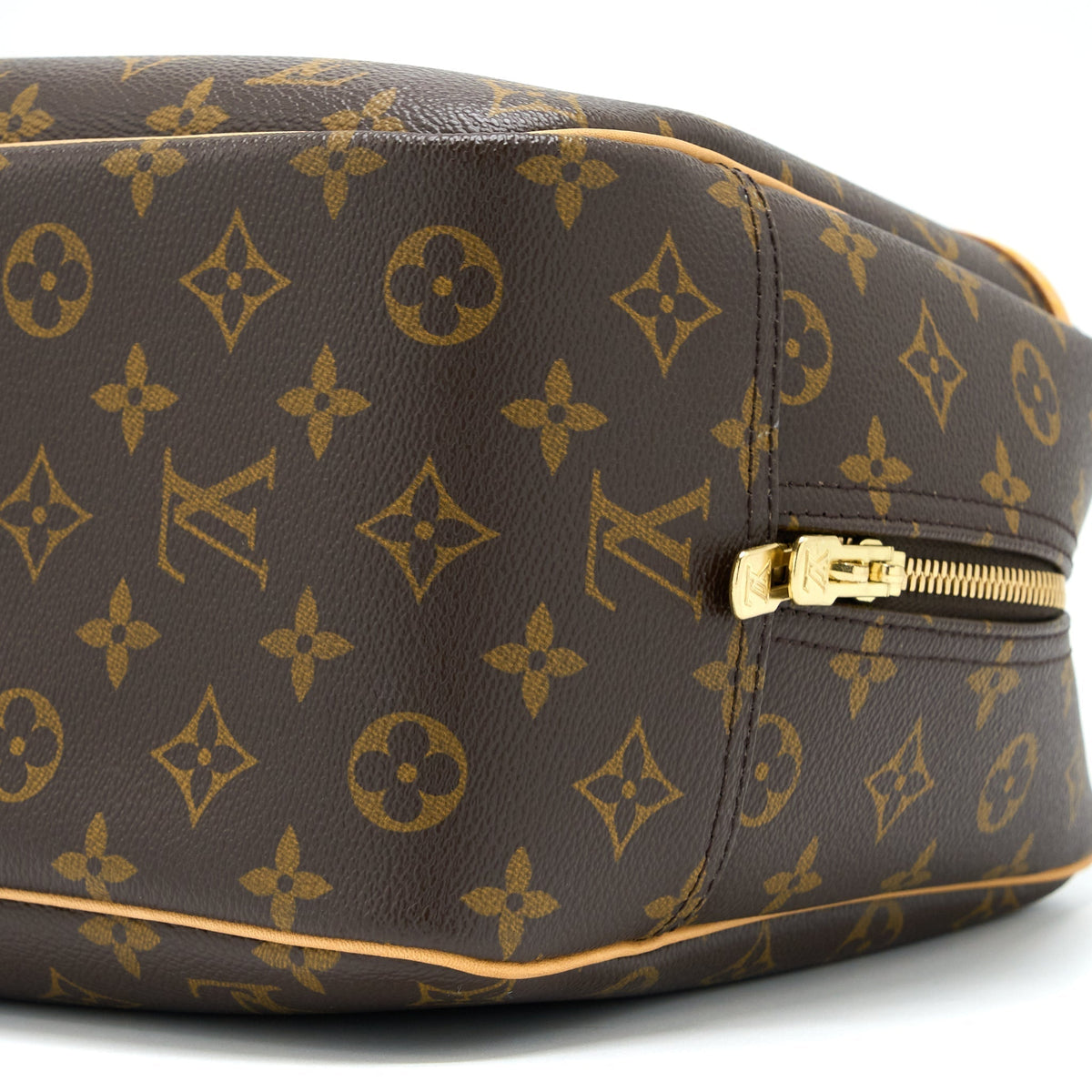 louis-vuitton-deauville-bag-monogram-canvas-ghw