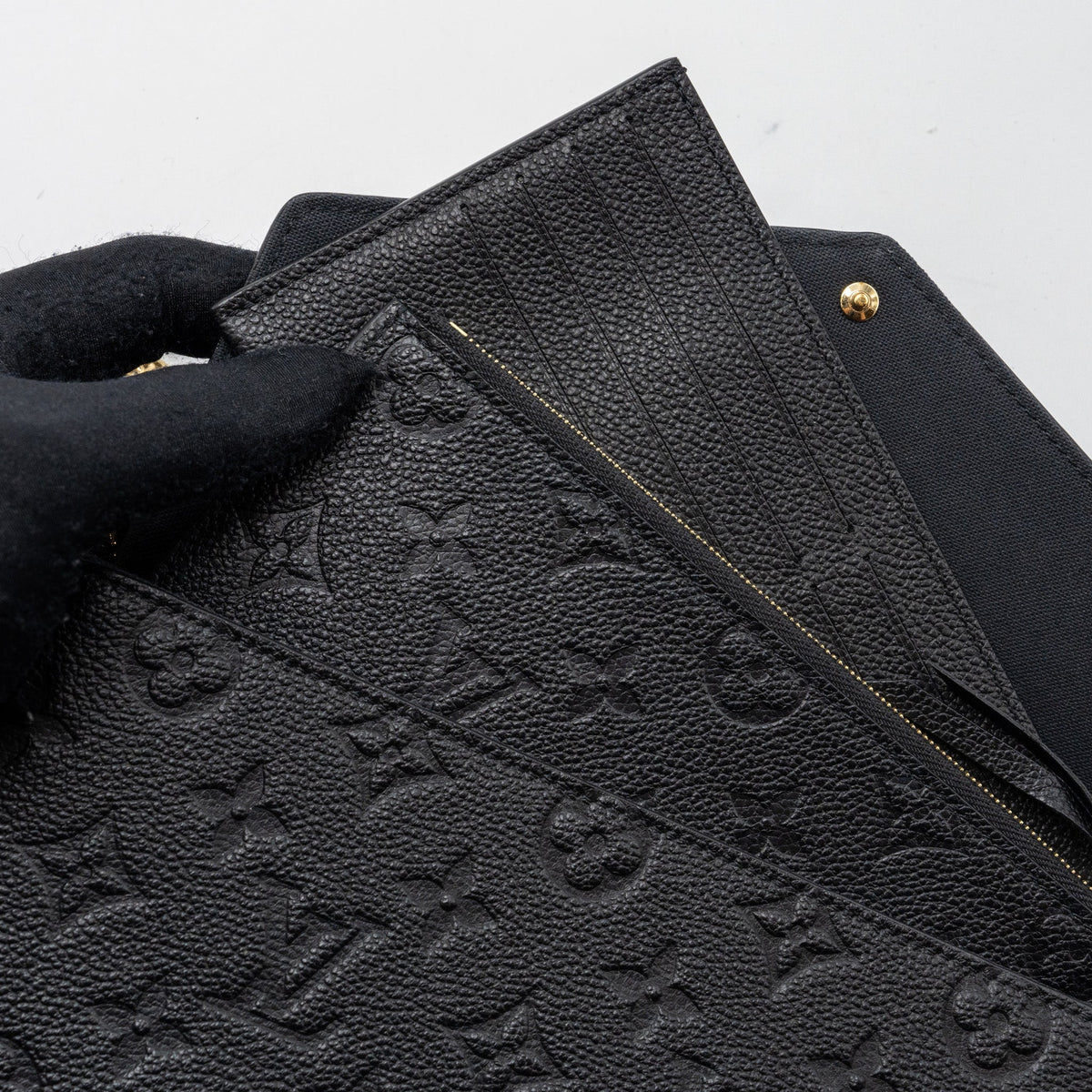 louis-vuitton-felicie-pochette-monogram-empreinte-black-ghwnew-version