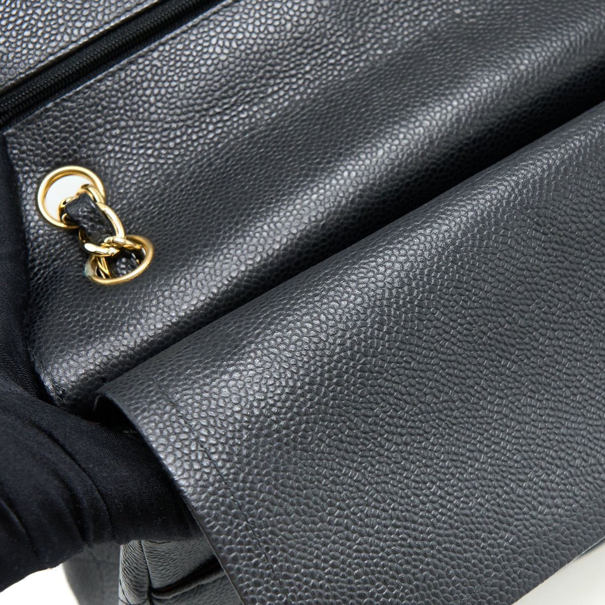 chanel-classic-jumbo-flap-bag-caviar-black-ghw-1