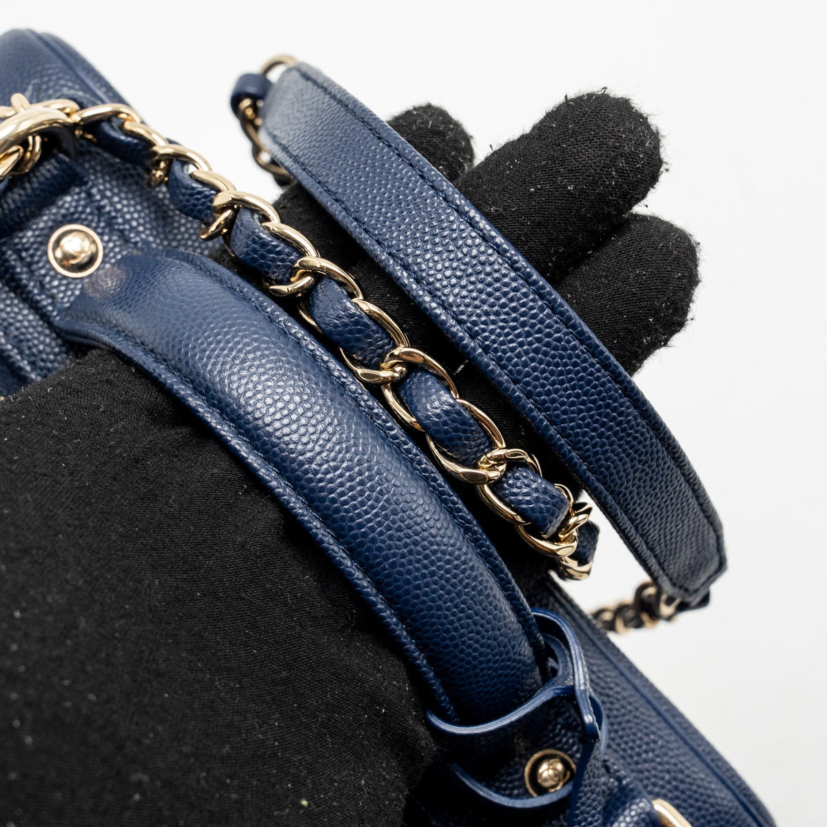 chanel-blue-case