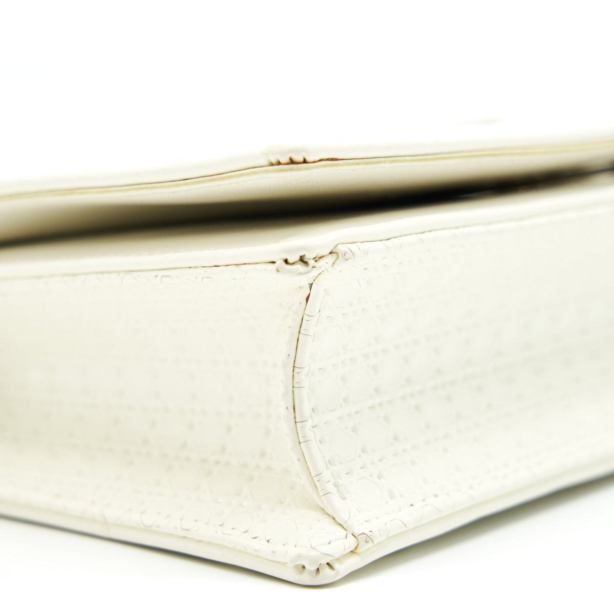dior-mini-diorama-bag-white-with-shw