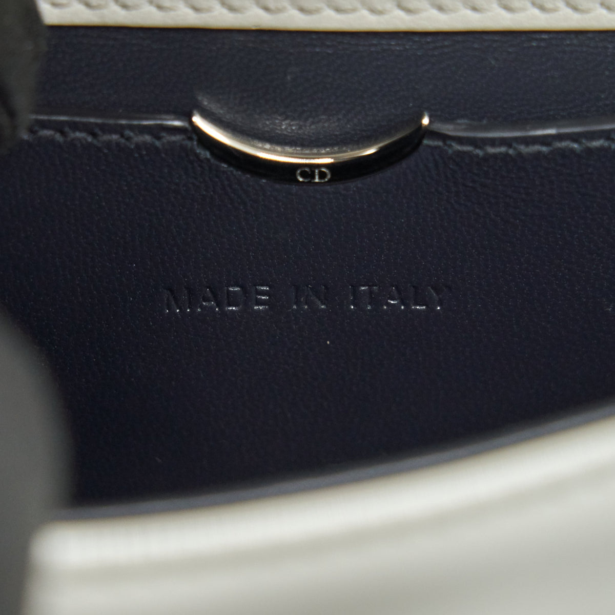 dior-mini-diorama-bag-white-with-shw