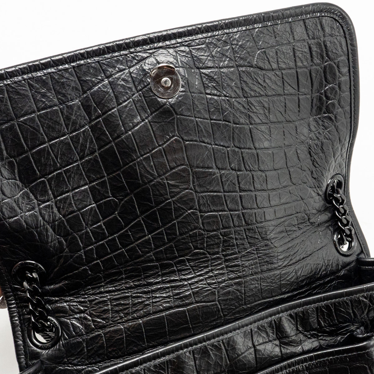 saint-laurent-ysl-medium-niki-bag-crocodile-embossed-black-calfskin-black-hardware