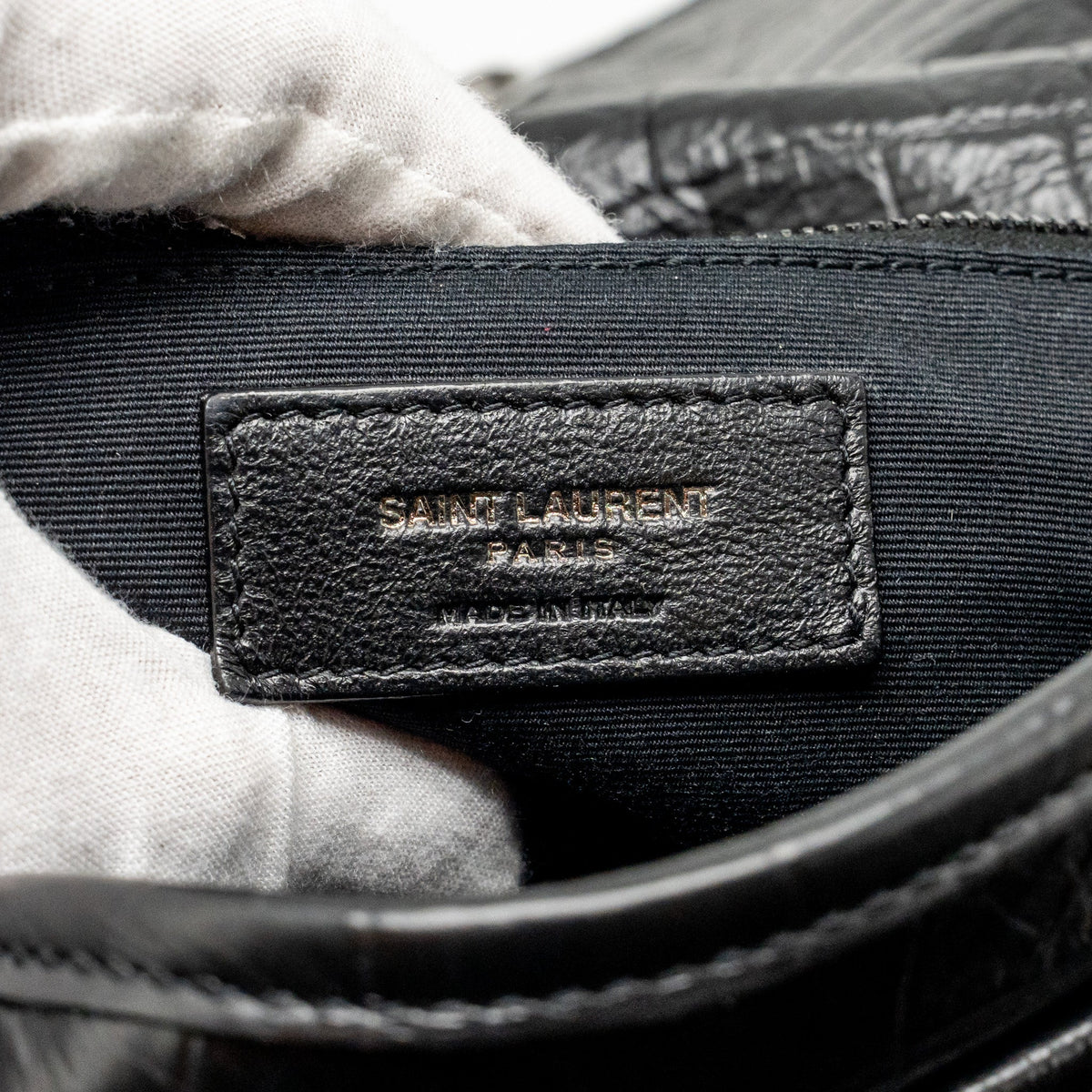 saint-laurent-ysl-medium-niki-bag-crocodile-embossed-black-calfskin-black-hardware