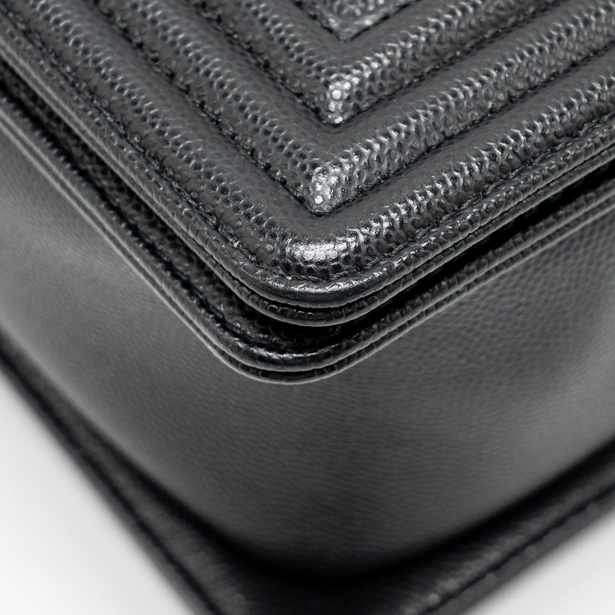 chanel-medium-boy-bag-caviar-black-shw-microchip-copy