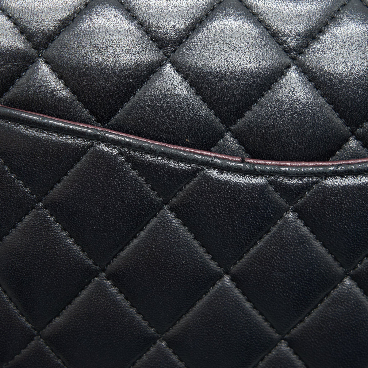 chanel-medium-classic-double-flap-lambskin-black-ghw