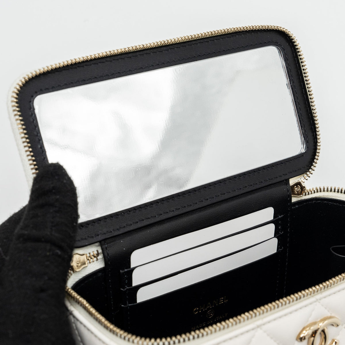 chanel-letter-cc-logo-chain-long-vanity-calfskin-white-lghw-1