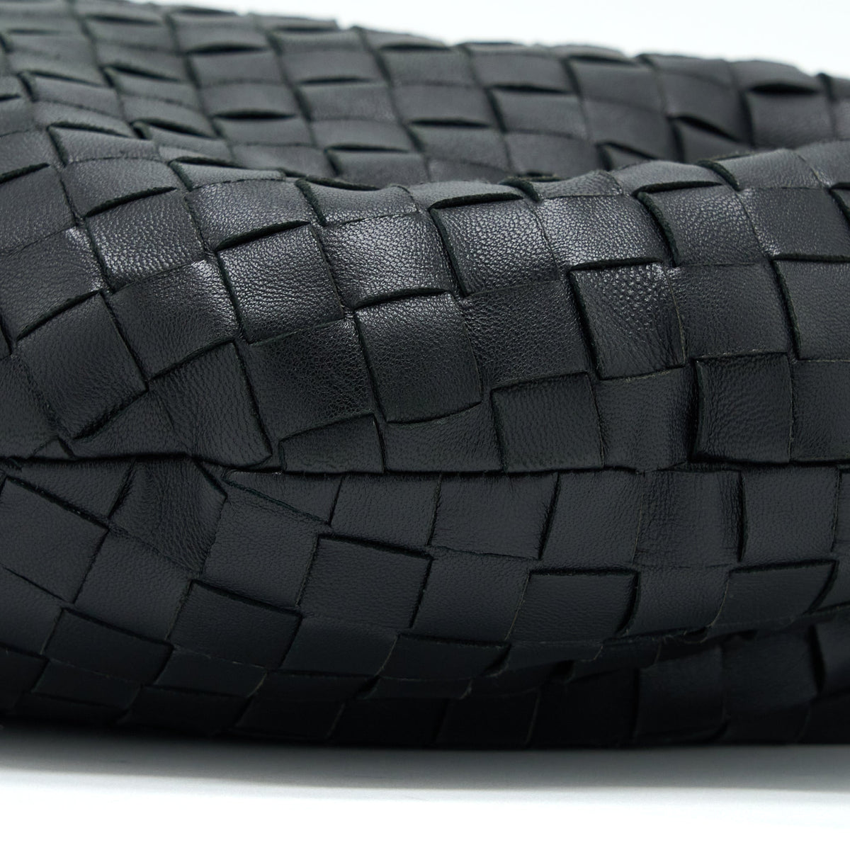 bottega-veneta-jodie-lambskin-black-shw