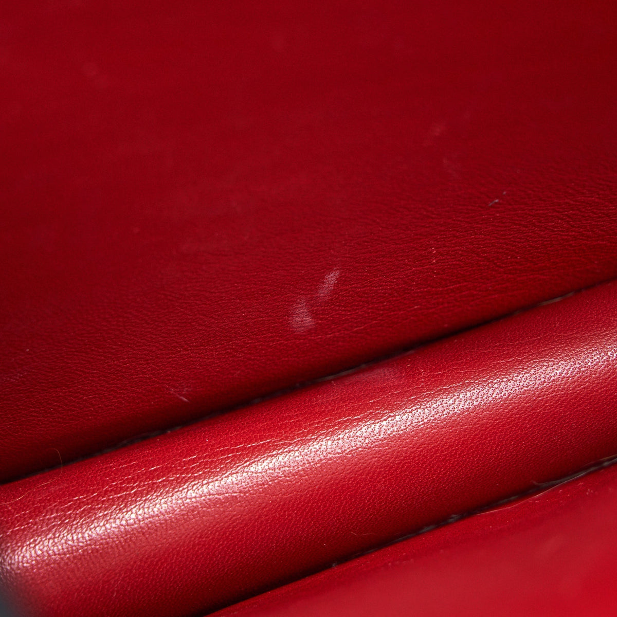 celine-medium-classic-bag-red-with-ghw