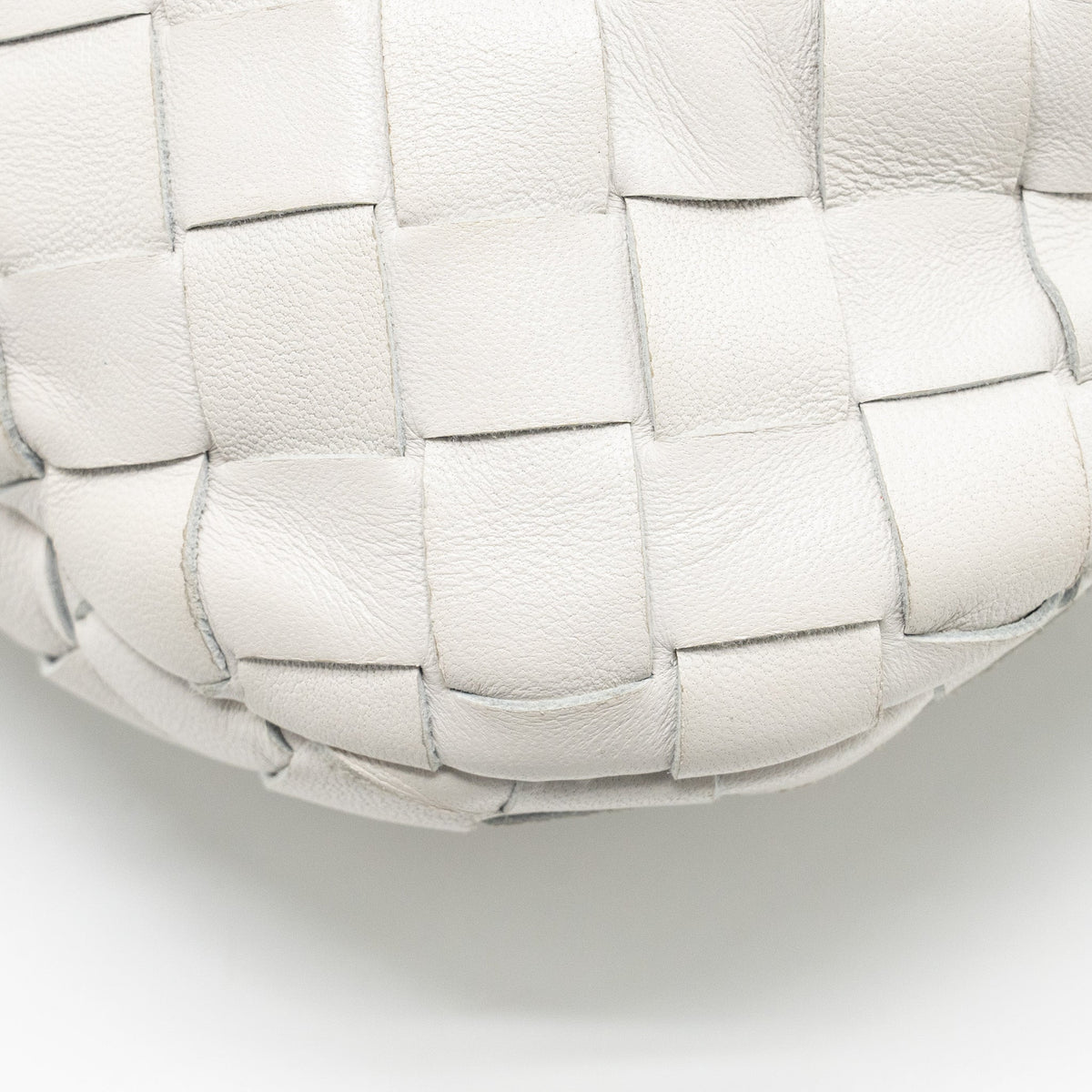 bottega-veneta-mini-jodie-lambskin-chalk-shw