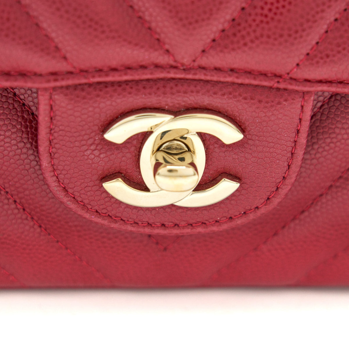 chanel-medium-classic-double-flap-caviar-raspberry-red-with-lghw-1