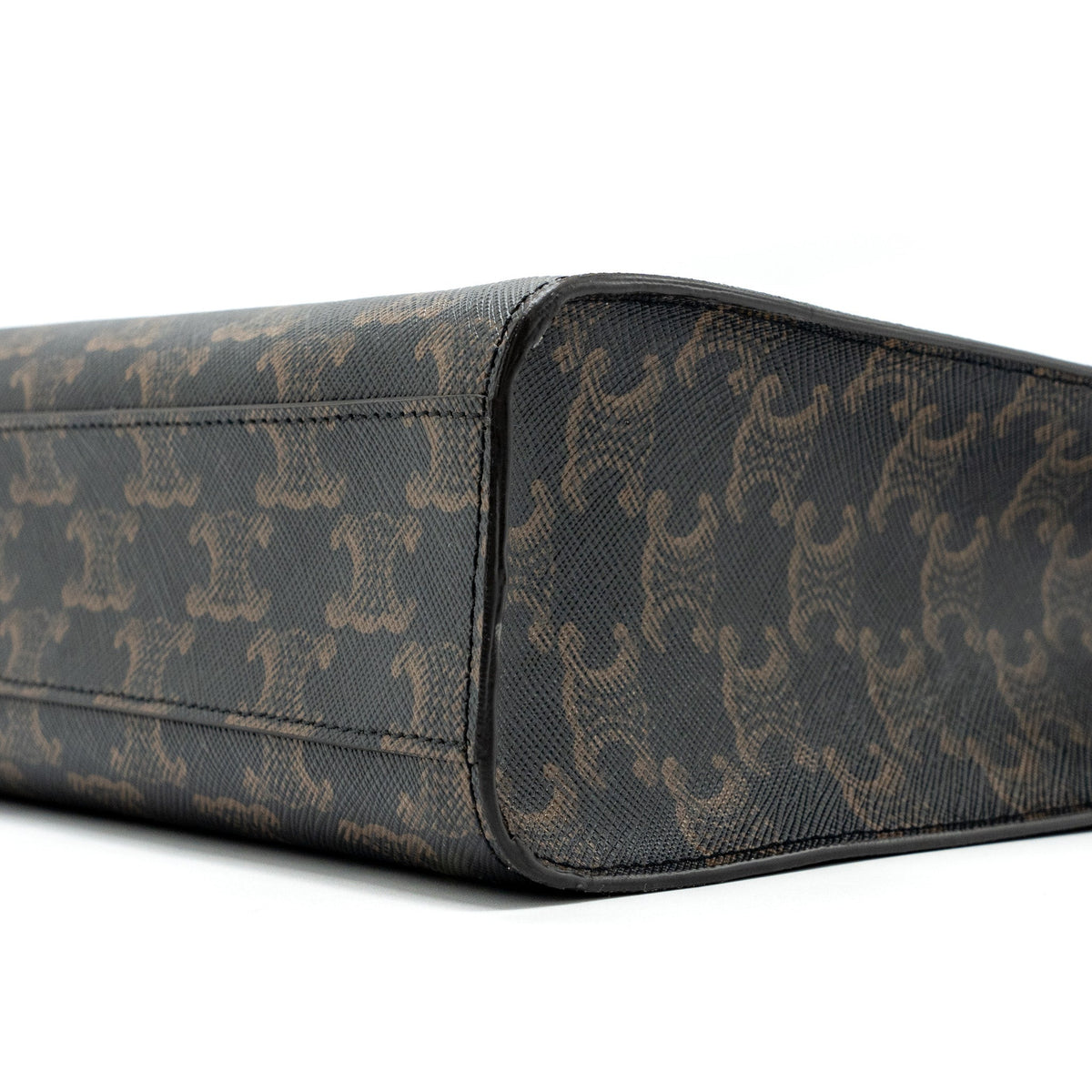 celine-vertical-cabas-triomphe-canvas-ghw-3