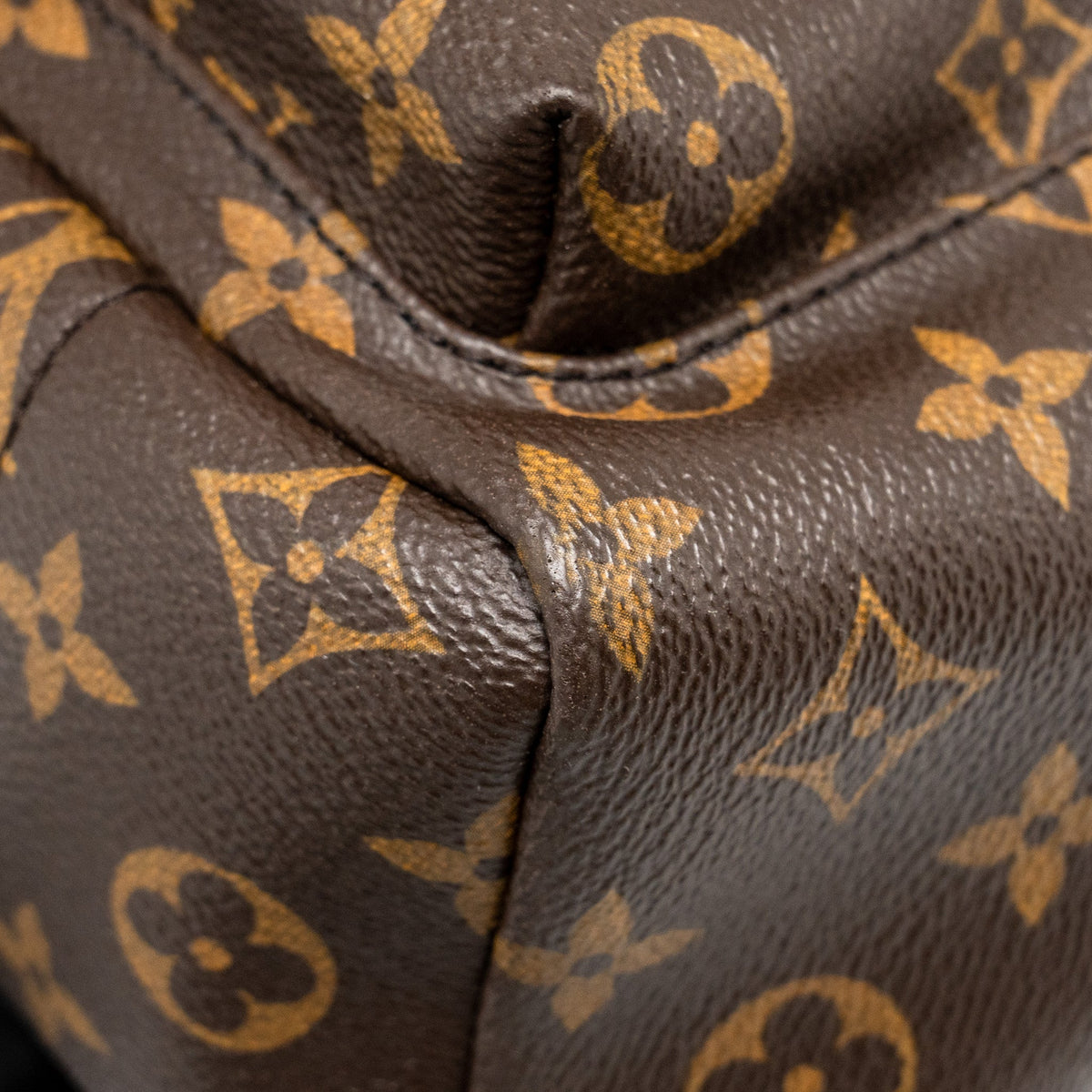 louis-vuitton-palm-spring-pm-backpack-monogram-canvas-ghw-copy