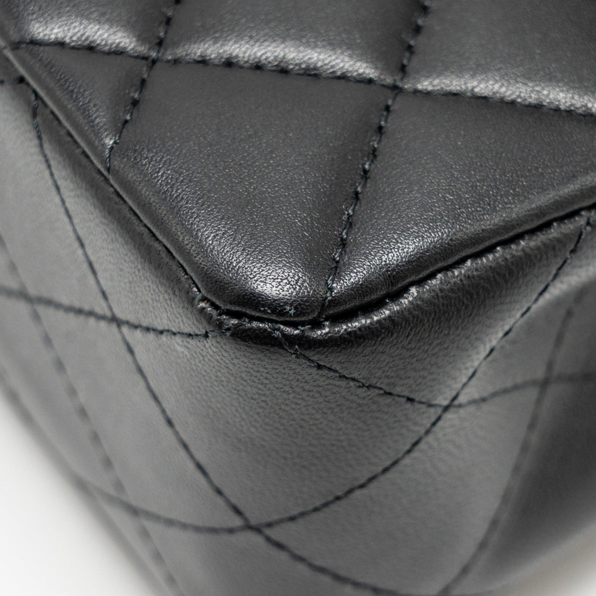 chanel-small-classic-double-flap-bag-lambskin-black-ghwmicrochip-copy