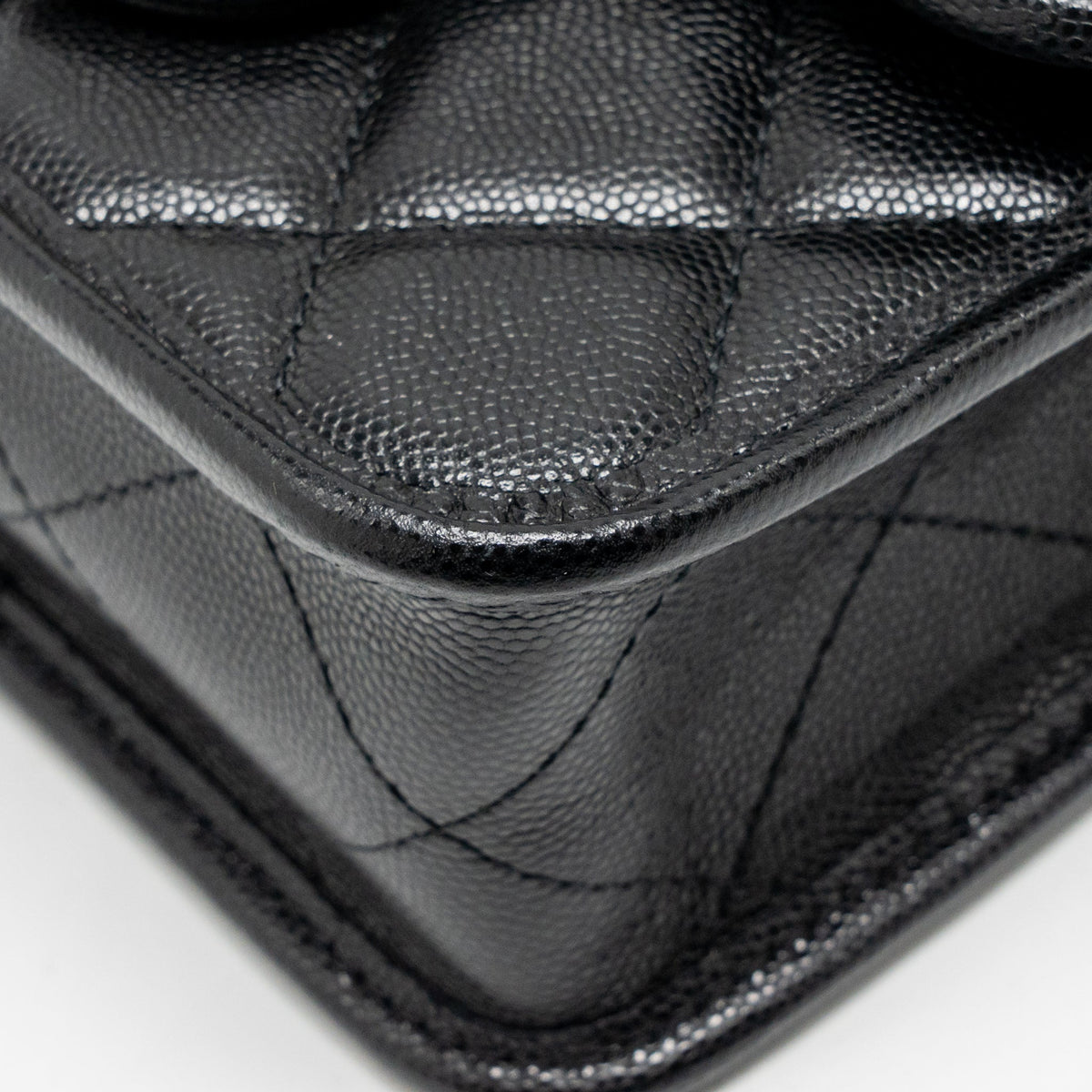 chanel-22k-mini-flap-bag-with-top-handle-shiny-grained-calfskin-black-ghw-microchip-copy