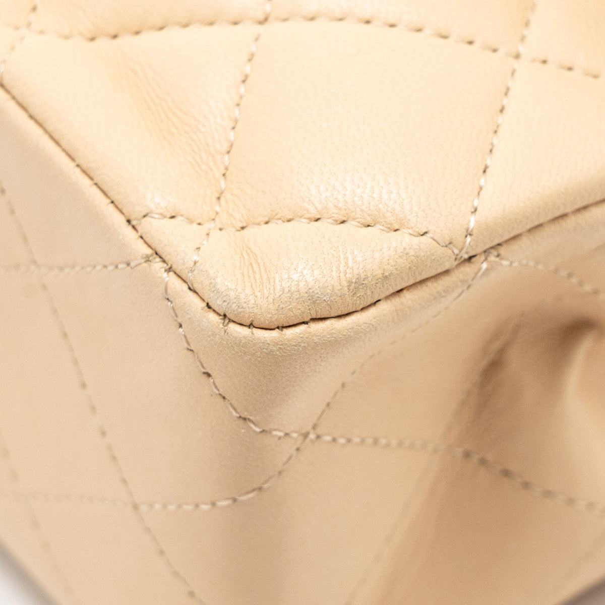 chanel-medium-double-flap-bag-lambskin-beige-ghw