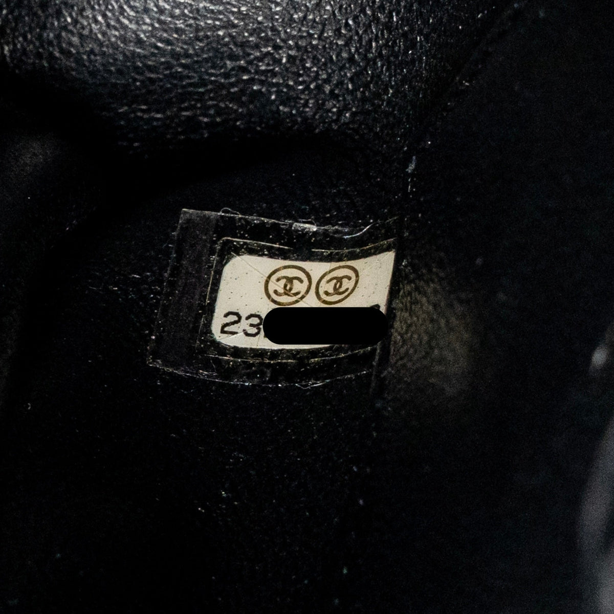 chanel-small-coco-handle-flap-bag-lizard-embossed-handle-caviar-black-ruthenium-hardware