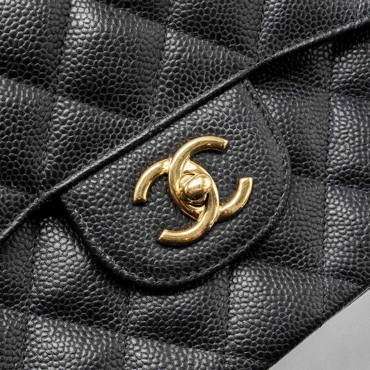 chanel-jumbo-classic-double-flap-bag-caviar-black-ghw-7