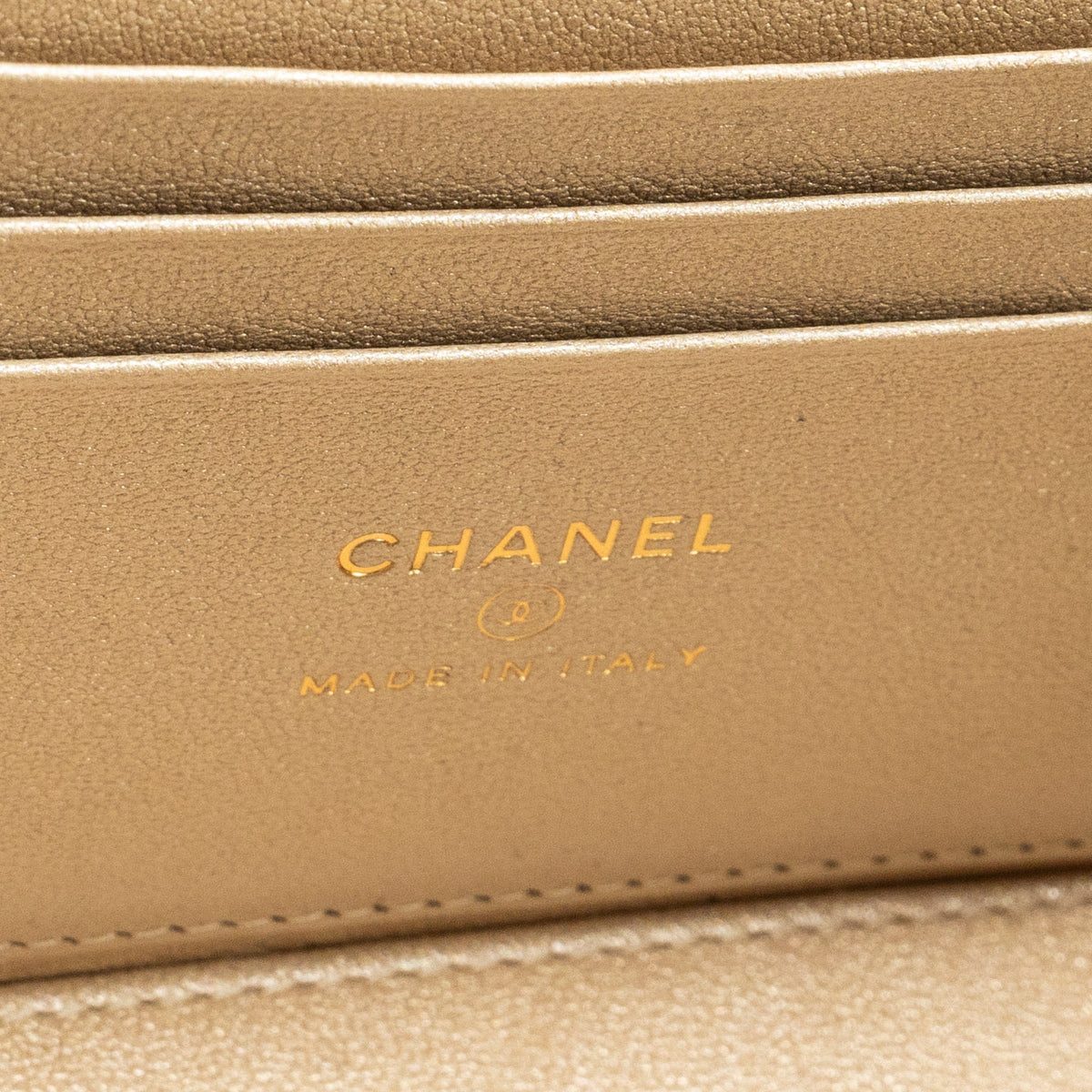 chanel-23c-long-vanity-with-chain-shiny-lambskin-black-ghw