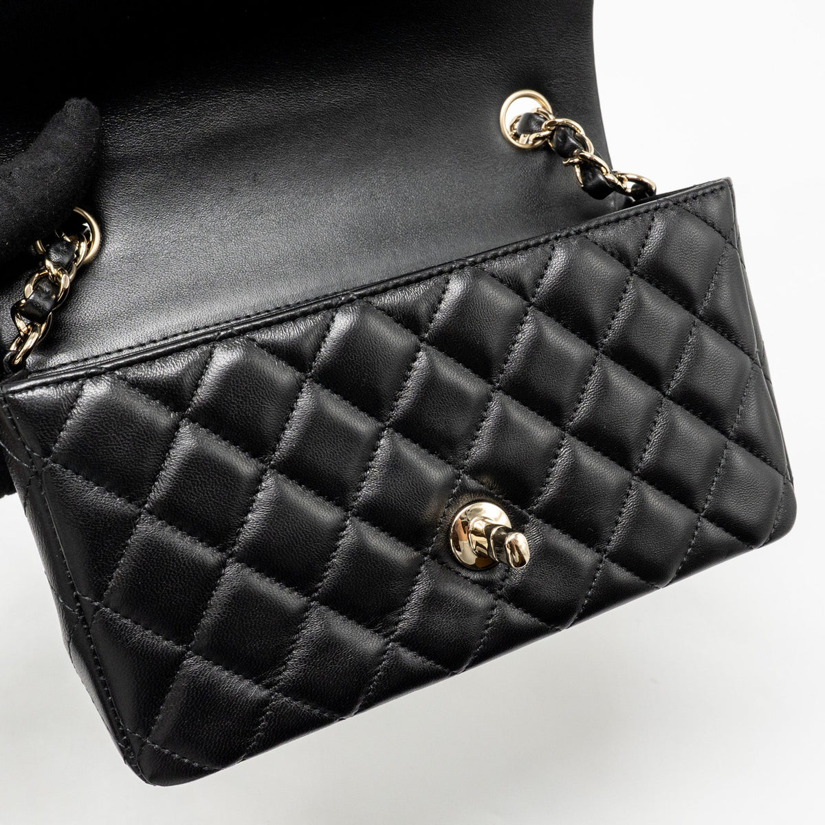 chanel-mini-rectangular-flap-bag-lambskin-black-lghwmicrochip-2