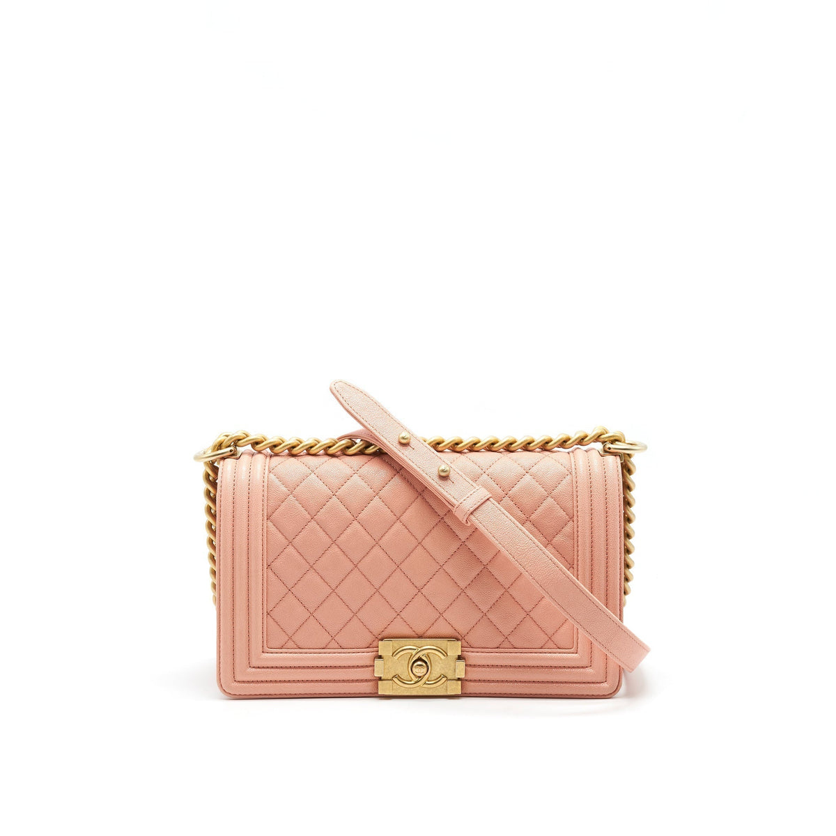 chanel-medium-boy-chanel-bag-caviar-pink-ghw