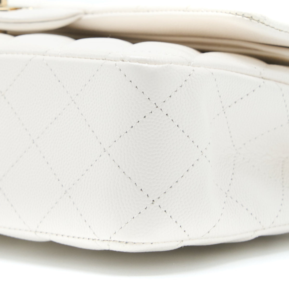chanel-medium-classic-double-flap-bag-caviar-white-lghw