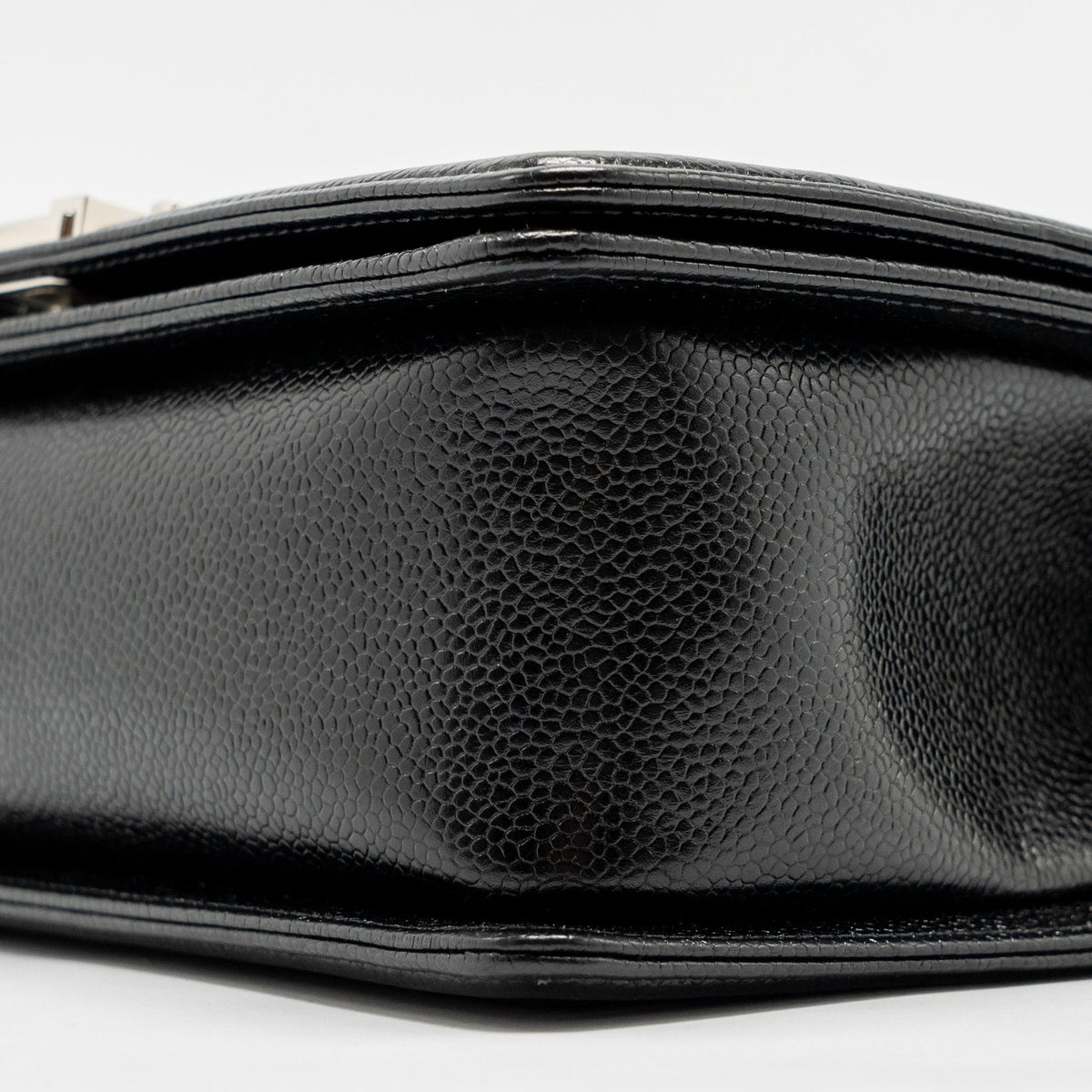 chanel-chevron-medium-boy-bag-caviar-black-shw