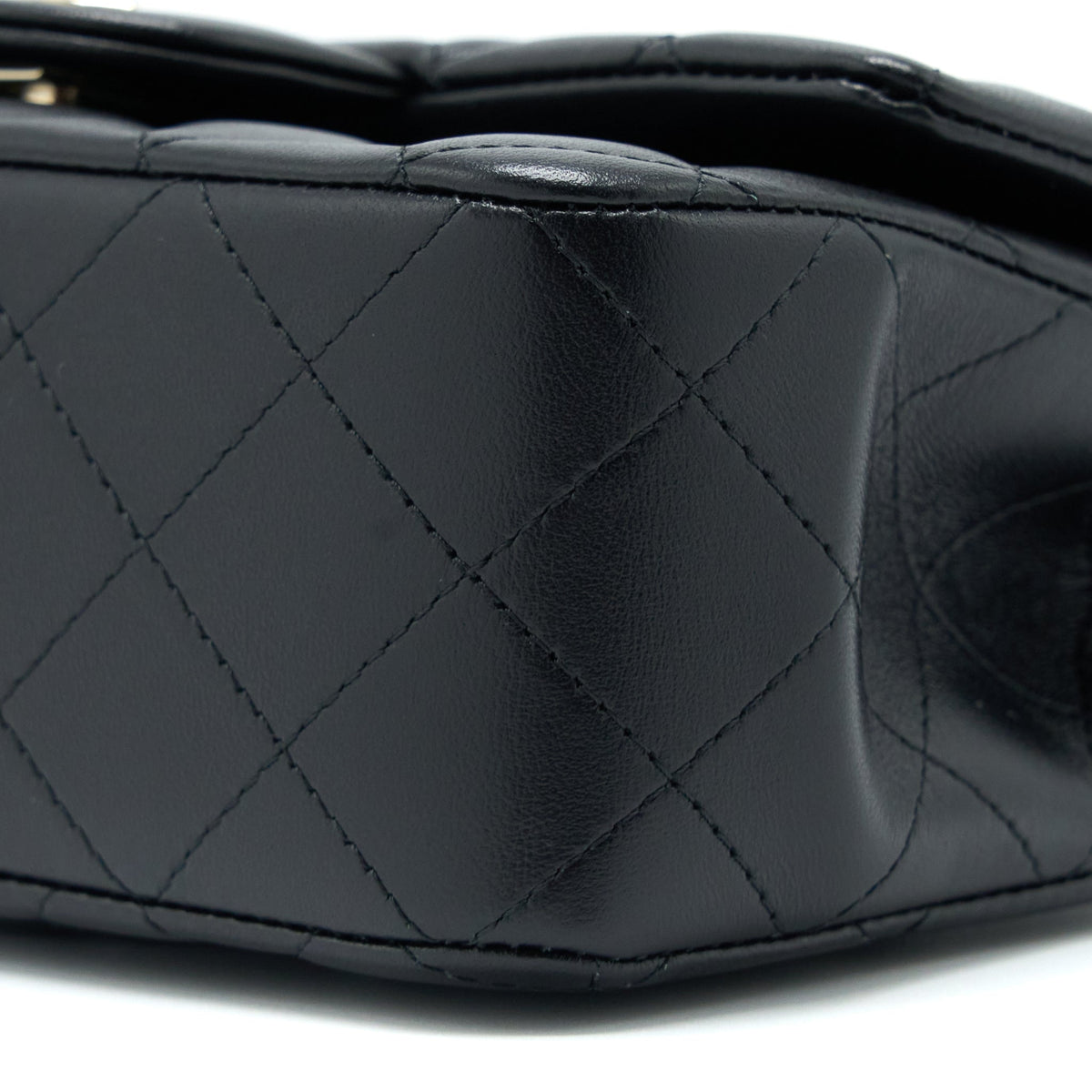 chanel-top-handle-mini-rectangular-flap-bag-lambskin-black-lgwh-microchip