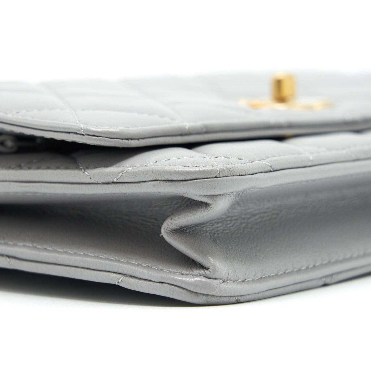 chanel-pearl-crush-wallet-on-chain-grey-brushed-ghw-microchip