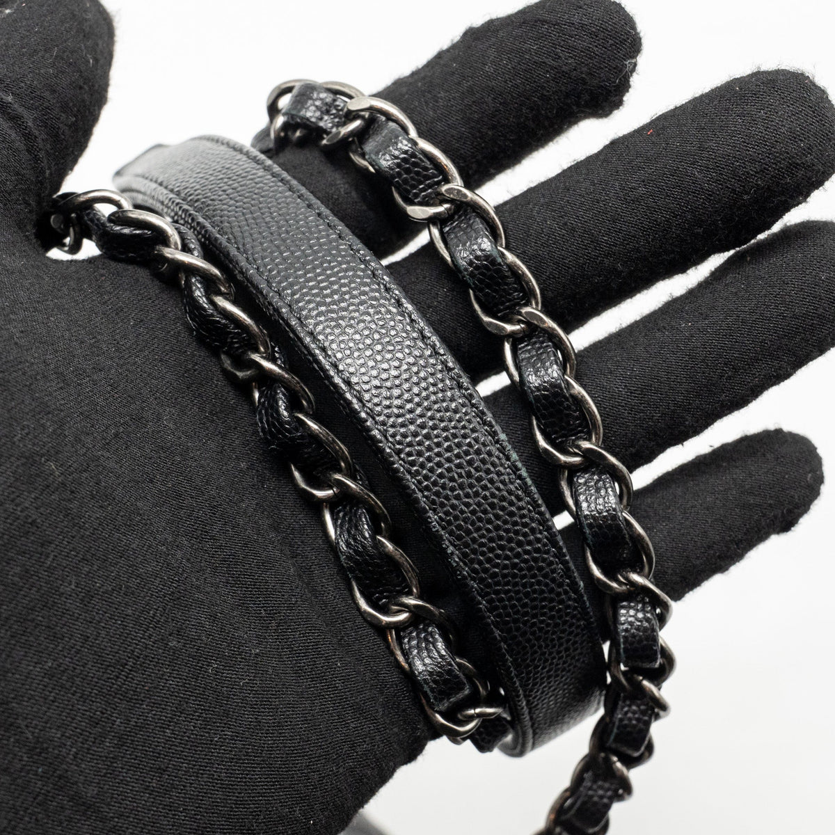 chanel-medium-coco-handle-caviar-lizard-handle-black-burgundy-ruthenium-hardware-1