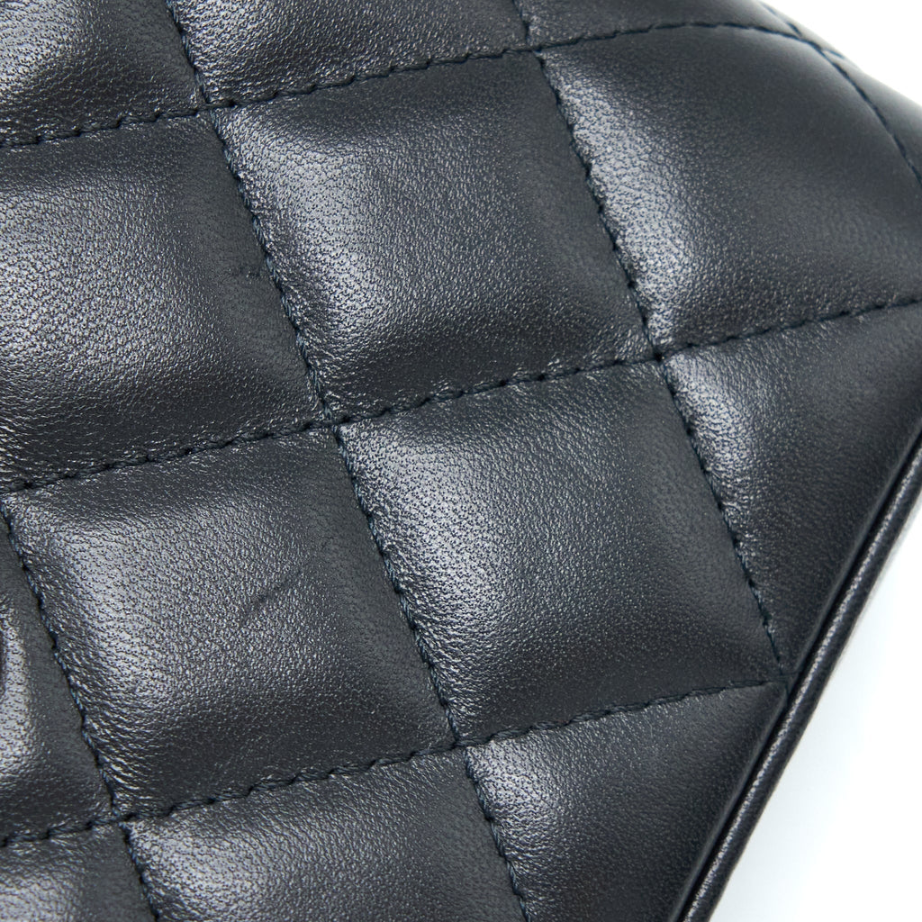 chanel-pear-crush-long-vanity-with-chain-lambskin-black-ghw-microchip