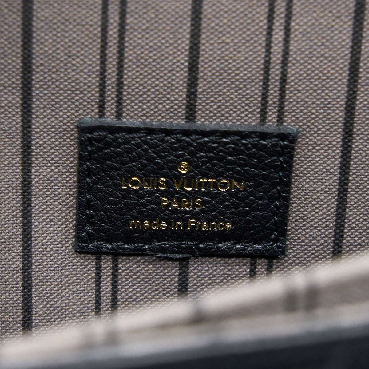 louis-vuitton-pochette-metis-monogram-empreinte-black-ghw-2