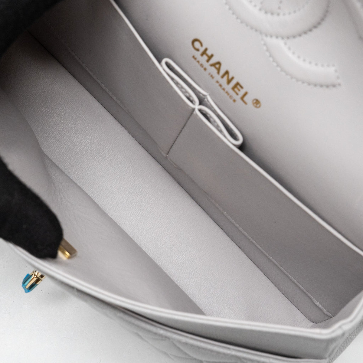 chanel-classic-medium-double-flap-bag-caviar-light-grey-lghw-microchip