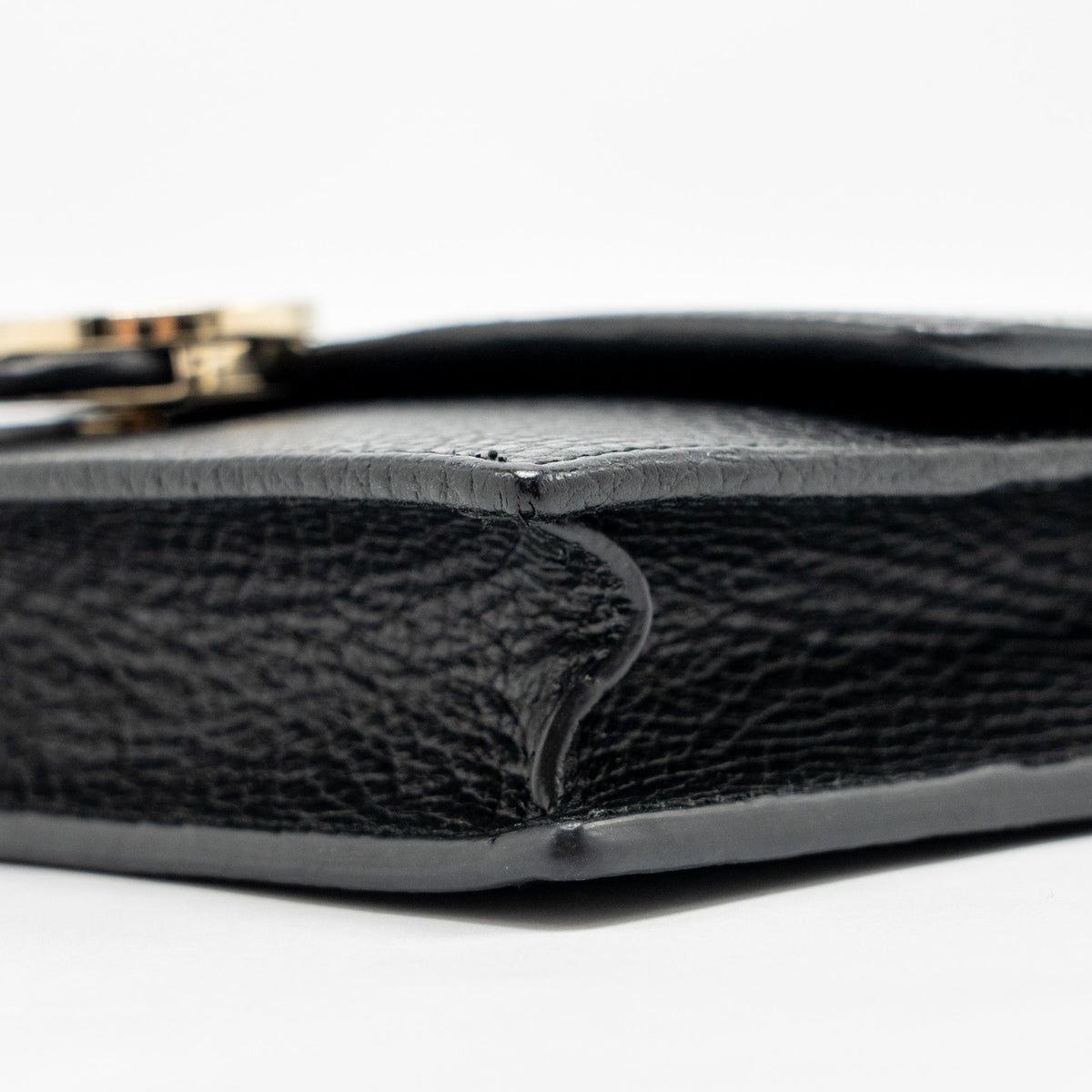 gucci-interlocking-chain-wallet-calfskin-black-ghw