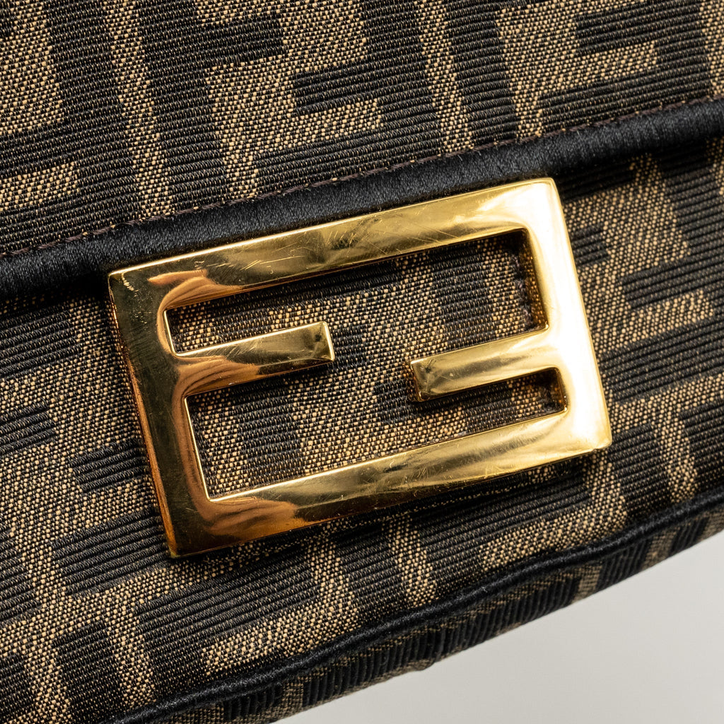 fendi-mini-baguette-ff-jacquard-canvas-brown-ghw