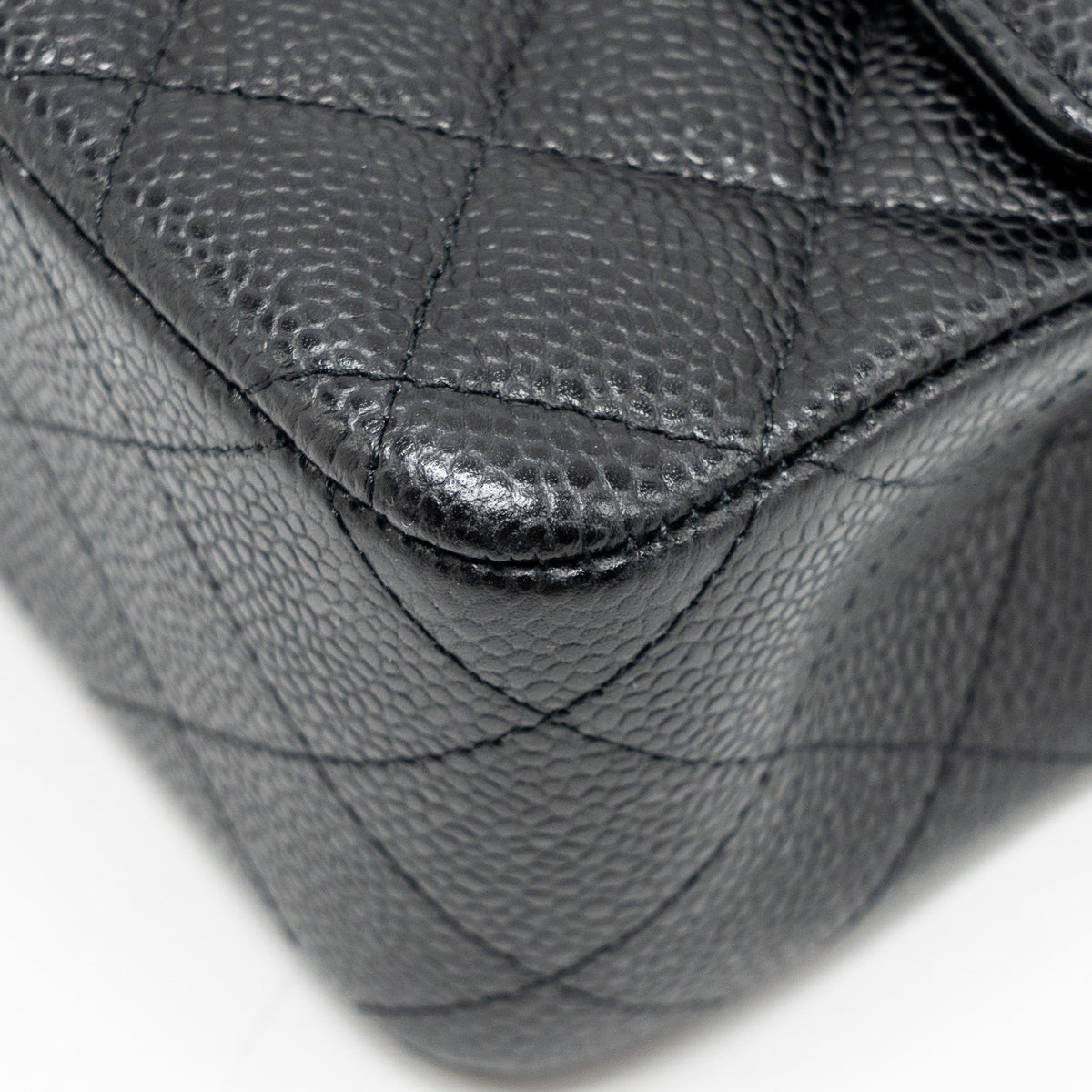 chanel-medium-classic-double-flap-bag-caviar-black-ghw-30